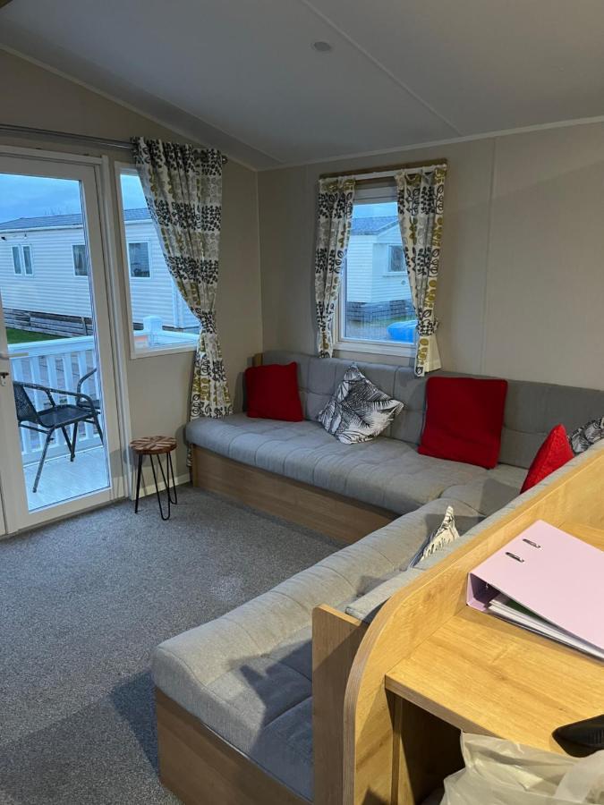 Lorraine'S Caravan Holiday Villa Моркамб Екстериор снимка